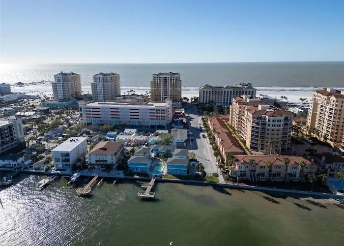 1b1b 2 Blocks To Clearwater *