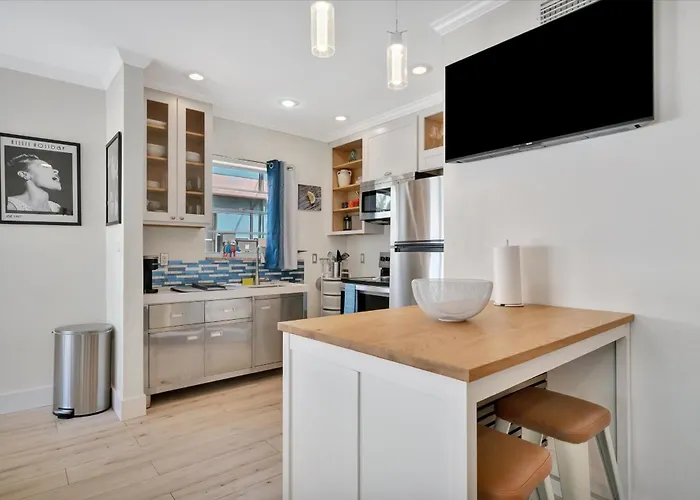 1b1b 2 Blocks To Clearwater Apartment Clearwater Beach